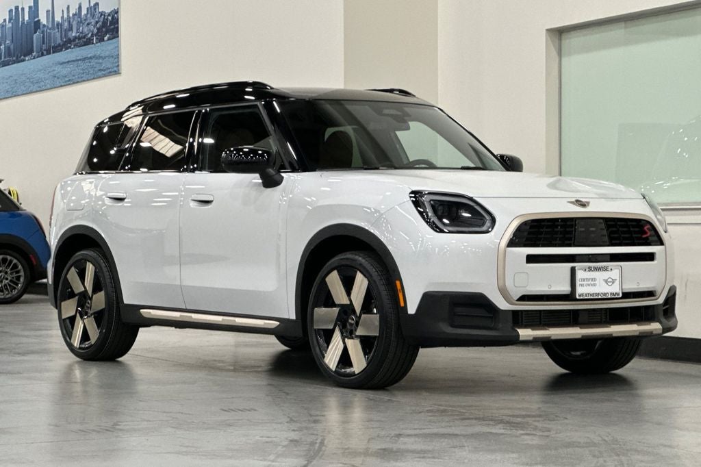 2025 MINI Cooper S Countryman Iconic