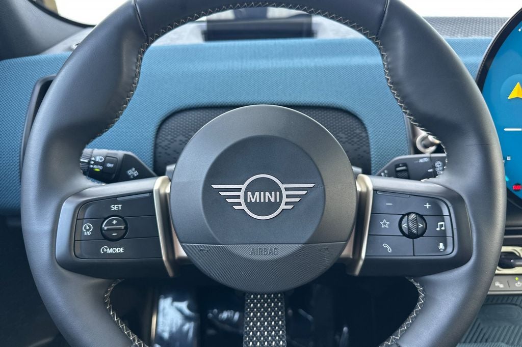 2025 MINI Cooper S Countryman Iconic