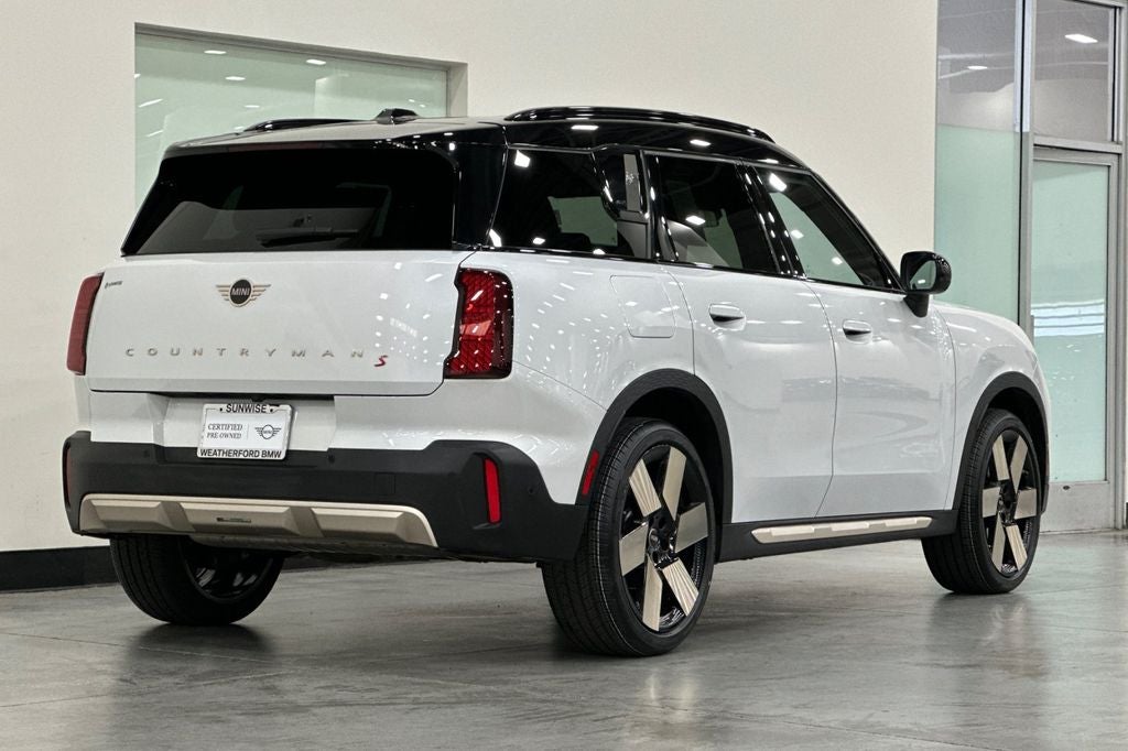 2025 MINI Cooper S Countryman Iconic