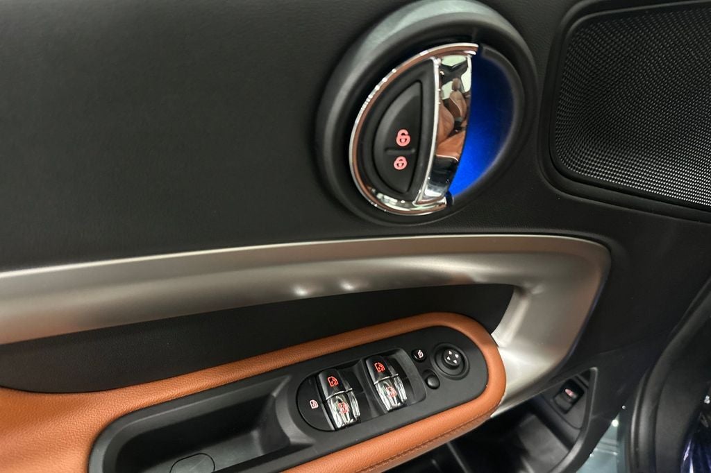 2024 MINI Cooper S Countryman Iconic