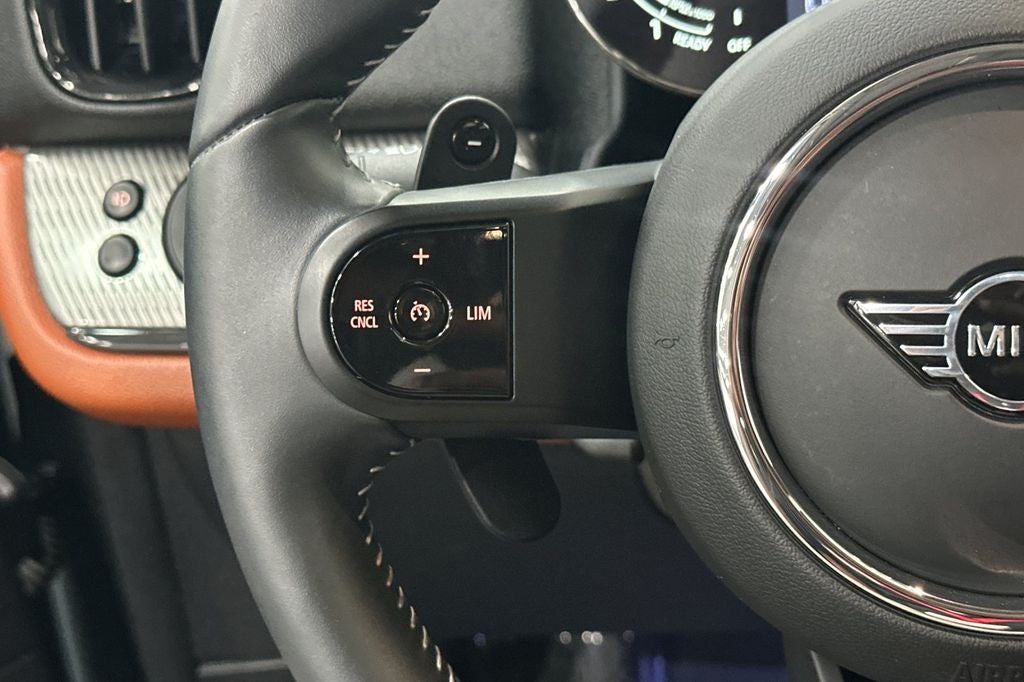2024 MINI Cooper S Countryman Iconic