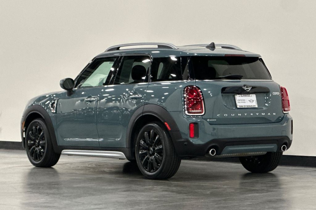 2024 MINI Cooper S Countryman Iconic