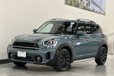 2024 MINI Cooper S Countryman Iconic