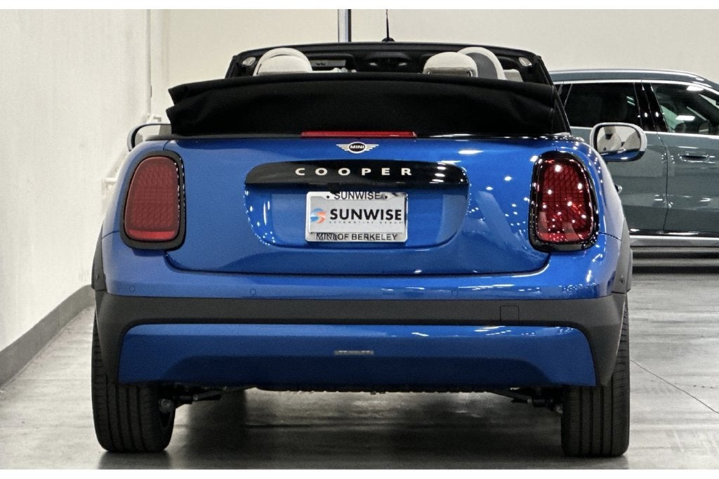 2026 MINI CONVERTIBLE ICONIC